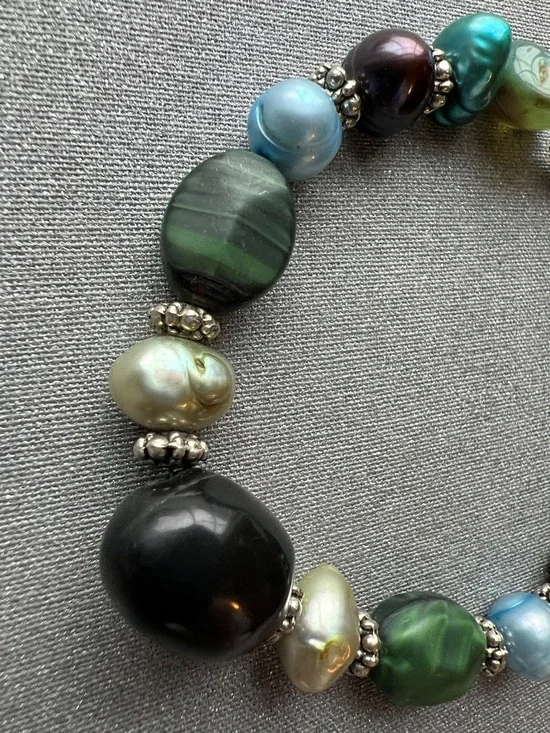 Handmade Multicolor Green and Pearl Tone Beaded 3” Bracelet - Picture 5 of 12